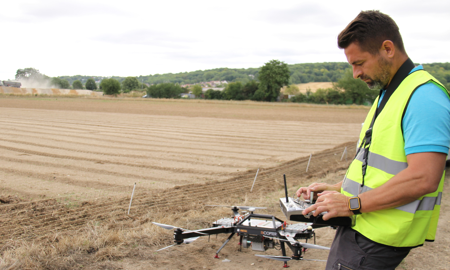 People Of Altametris - Fabien presents his job as a remote pilot